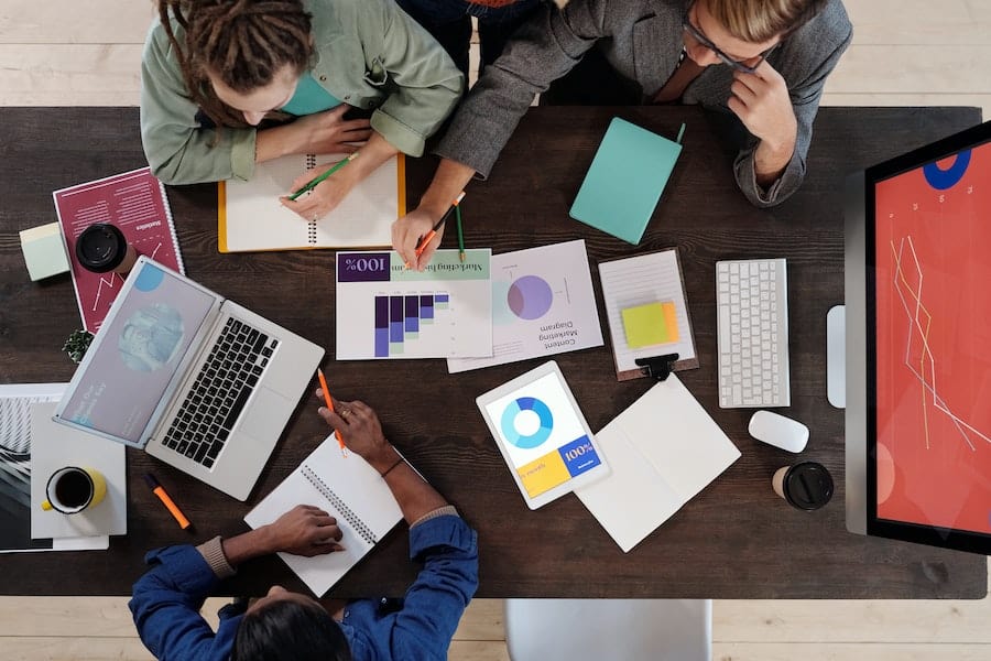 Benefits Of Integrating AI With HR Software