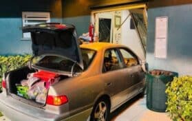 Florida Man Wearing Womens Blouse No Pants Crashes Car into Jail Threatens to Kill Everyone Authorities Say