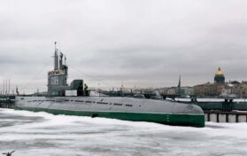 How Deep Do US Navy Submarines Go