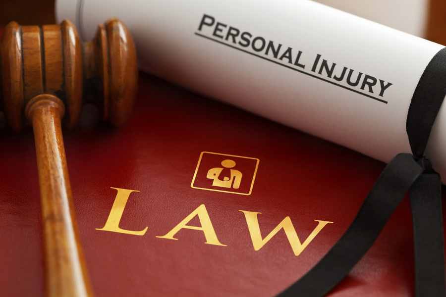 The Key Financial Risks of Taking a Personal Injury Case to Trial