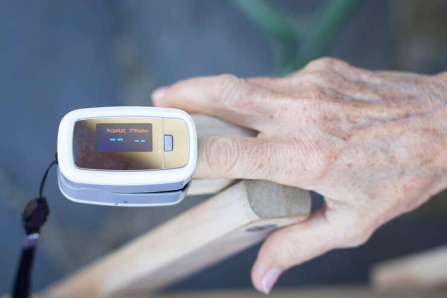 Understanding The Technology Behind the Best Medical Alerts for Seniors