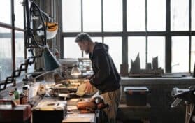 What Is the Best Workbench for a Garage Workshop?