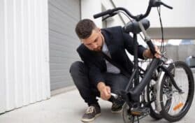 How a Bicycle Accident Lawyer Supports Injury Claims
