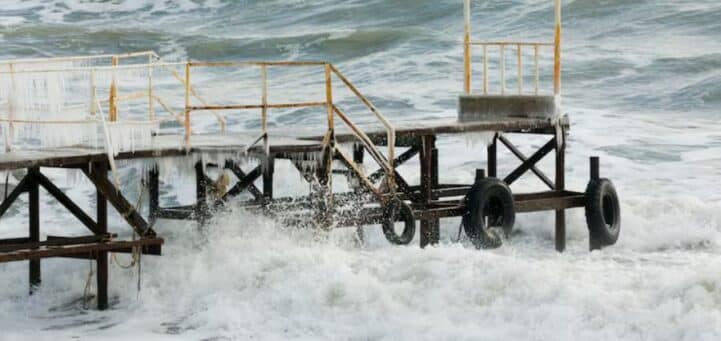 What Seven Features Protect Galveston Bay from Storm Surge