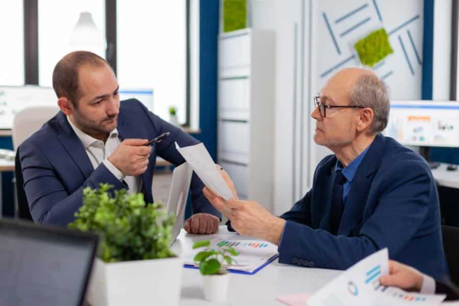 What to Expect When Using Bail Bond Services