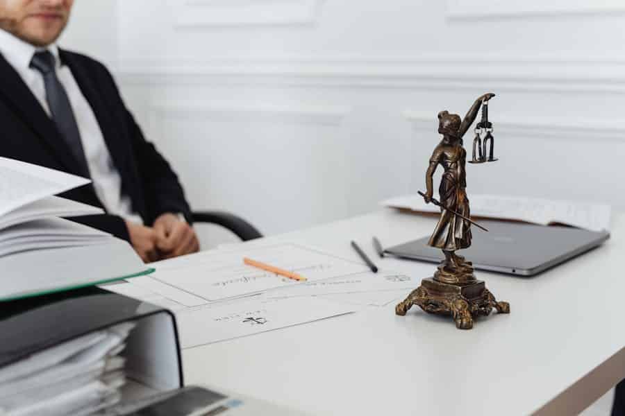 10 Factors That Define a Strong Legal Team